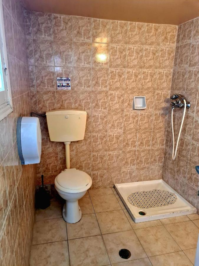 קרפאטוס Avrahostelroom מראה חיצוני תמונה